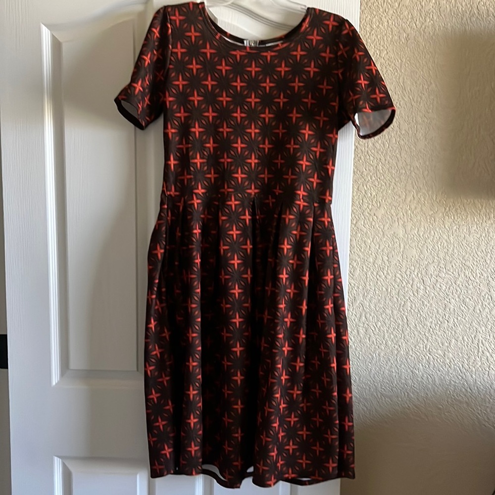 Lularoe Amelia XL - colors - Black/orange